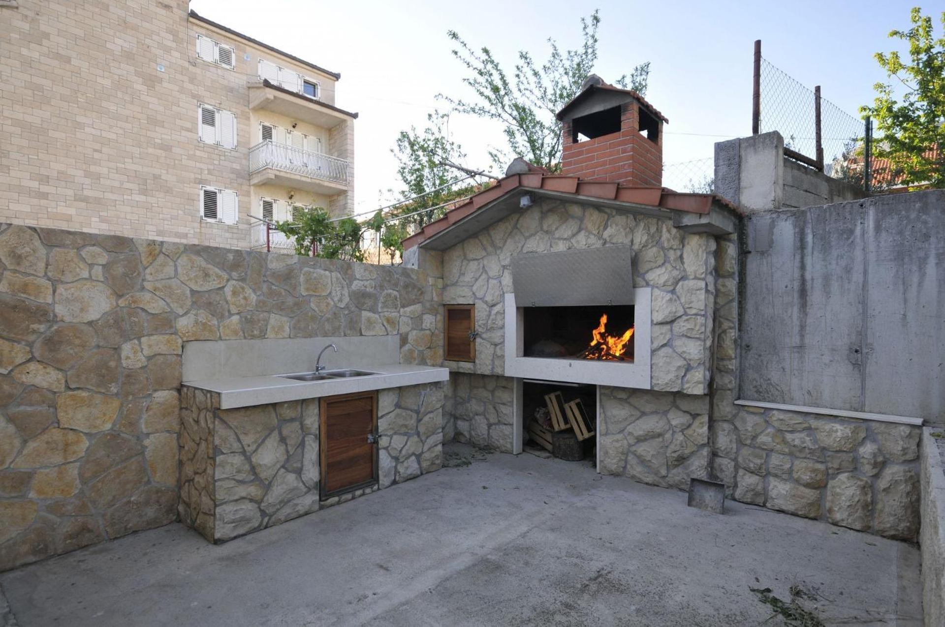 Apartments Ivica Kaštela Exterior foto